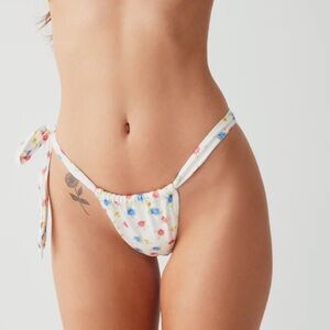 NWT FRANKIES BIKINIS Kealy Tie Side Cheeky Bikini Bottom, Water Blossom, size L